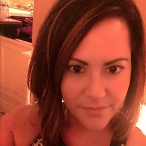 Meet your Posher, Pamela