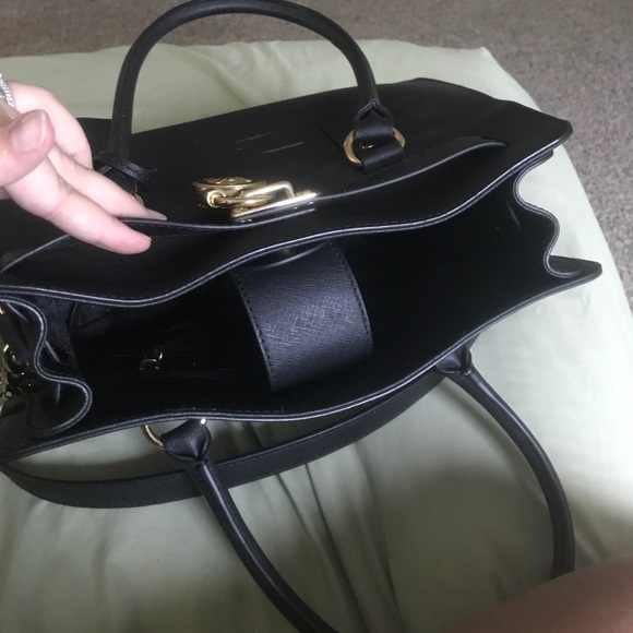 Michael Kors purse - Picture 3 of 3