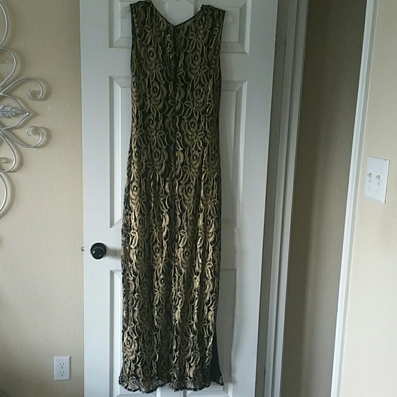 Laced Formal Gown - Picture 6 of 7