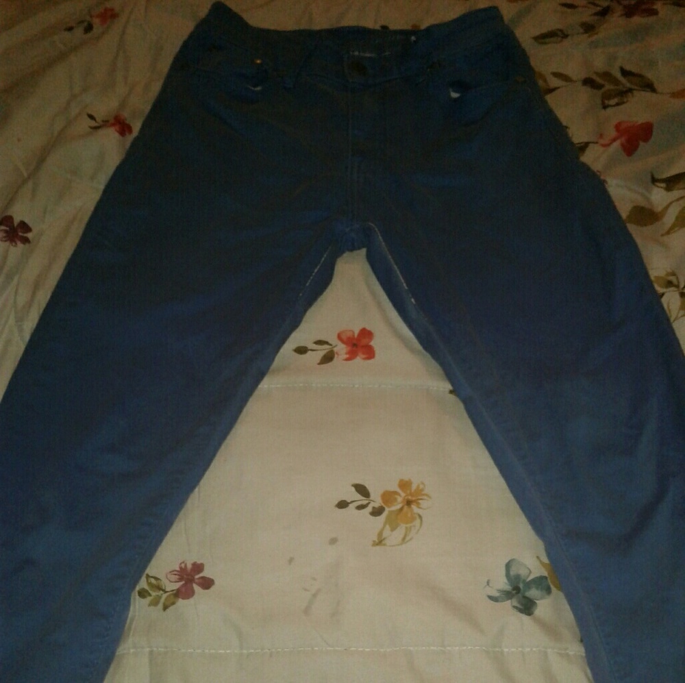 High waisted jeans