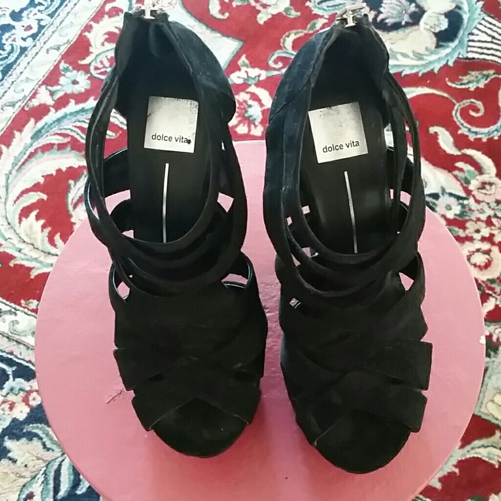 Black velvet high heels. Size 9.