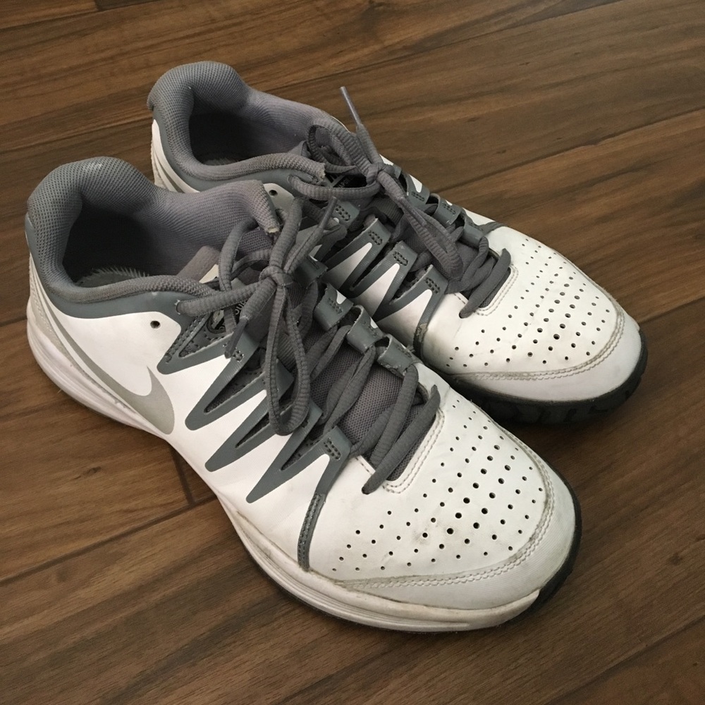 Nike Vapor Court Tennis Shoes