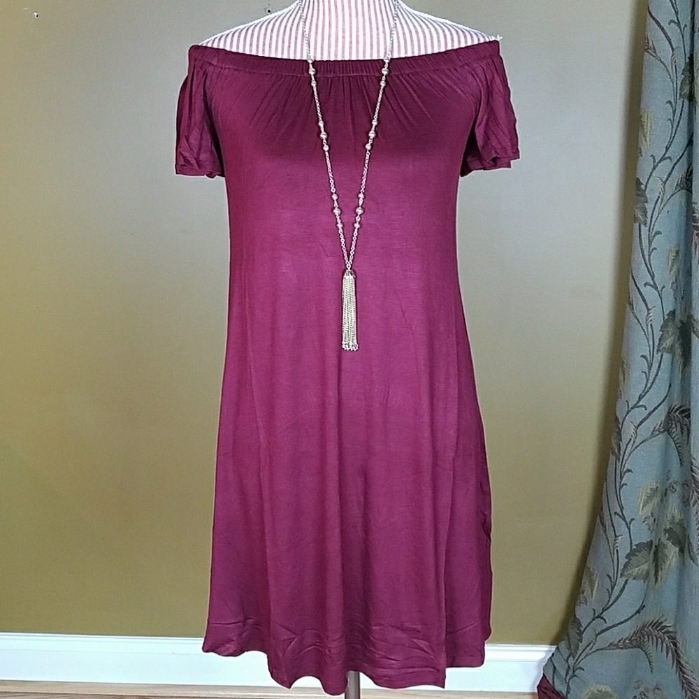Burgundy Off the Shoulder Dress - Picture 4 of 4