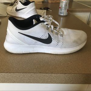 Nike free run all white