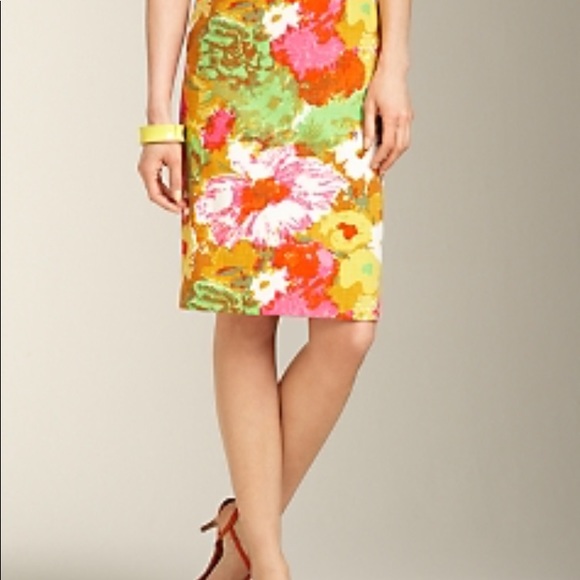 Talbots Painterly Floral Pencil Skirt Sz 14P NWOT - Picture 2 of 8