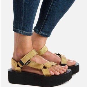 Gold/black platform Teva size 8