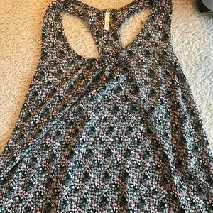 Multi color tank