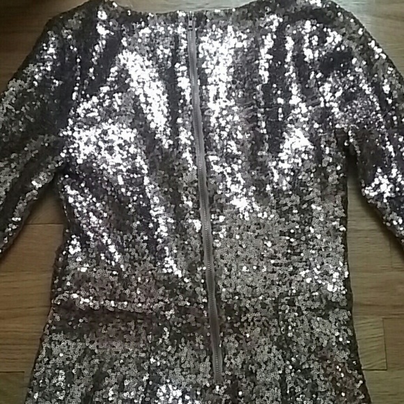 NWOT Dazzling Rose Gold Sequined Mini - Picture 5 of 8