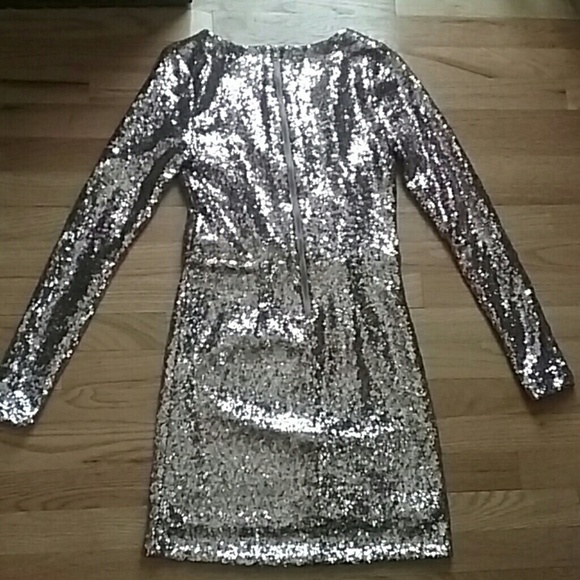 NWOT Dazzling Rose Gold Sequined Mini - Picture 7 of 8