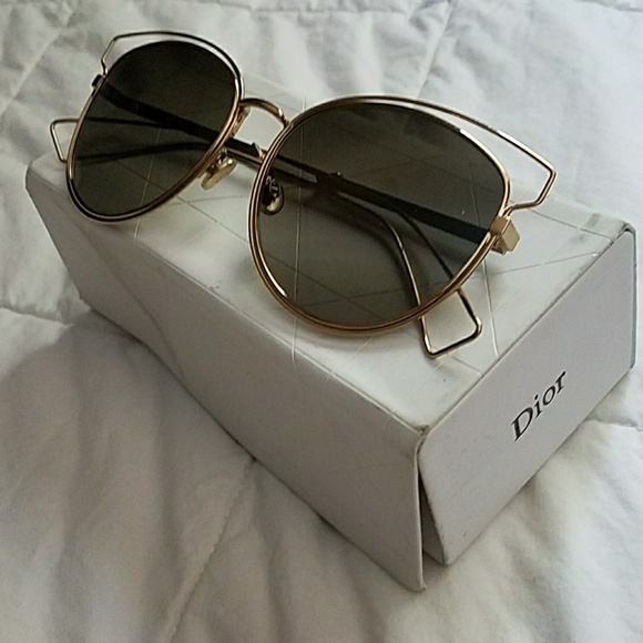 dior stellaire rose gold
