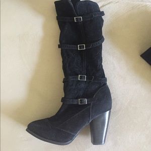 High heel black boots