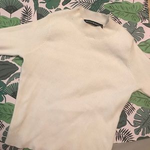 Brandy Melville Cropped Sweater