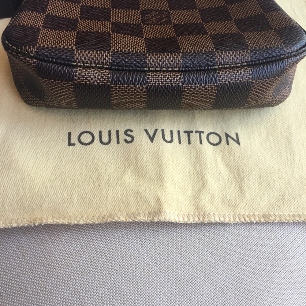 ❌S O L D ❌Louis Vuitton Mini Pochette - Picture 3 of 6