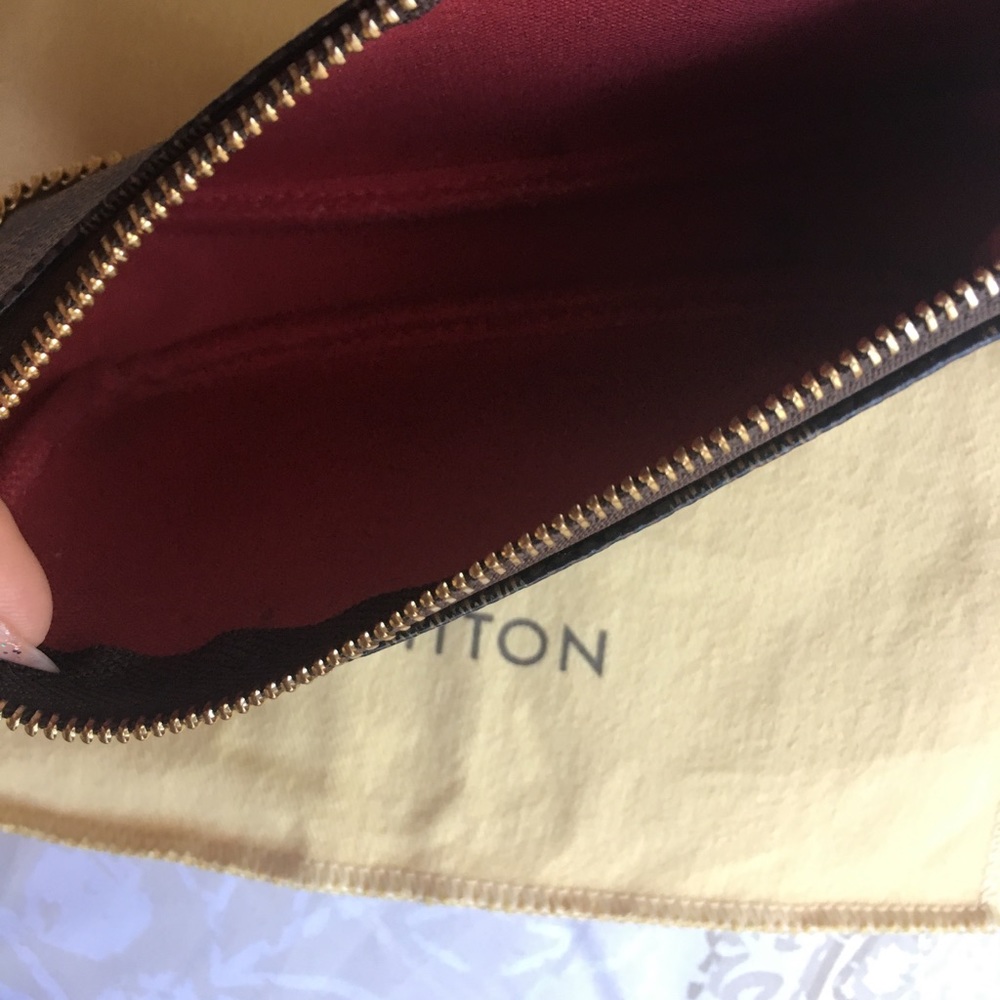 ❌S O L D ❌Louis Vuitton Mini Pochette - Picture 5 of 6
