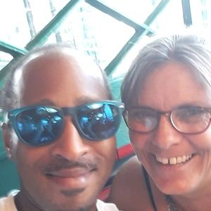 Meet your Posher, Derrick