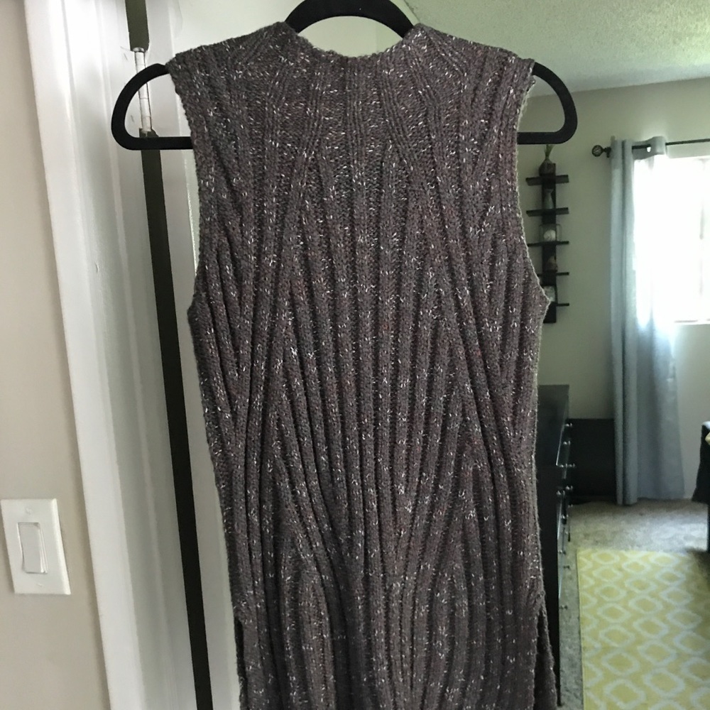 Sweater tank