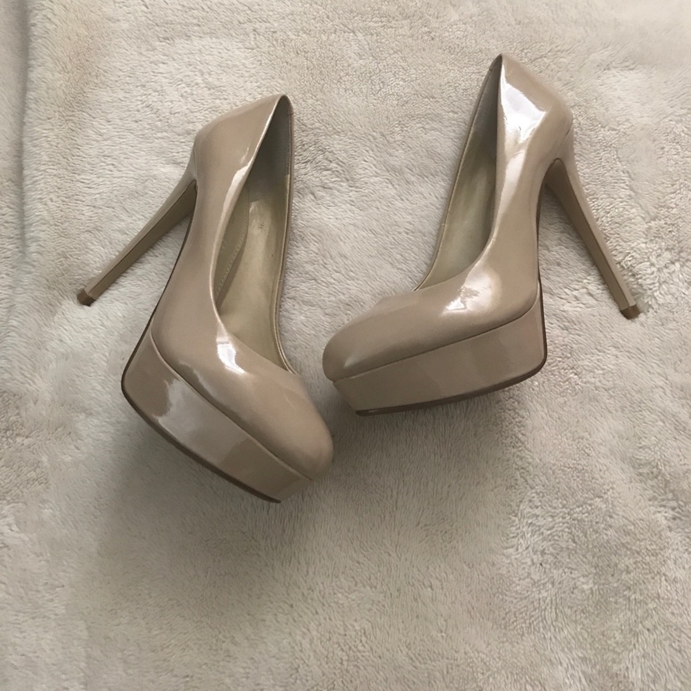 👡NUDE PUMPS👡