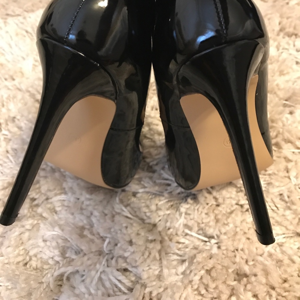 True stilettos! - Picture 4 of 4