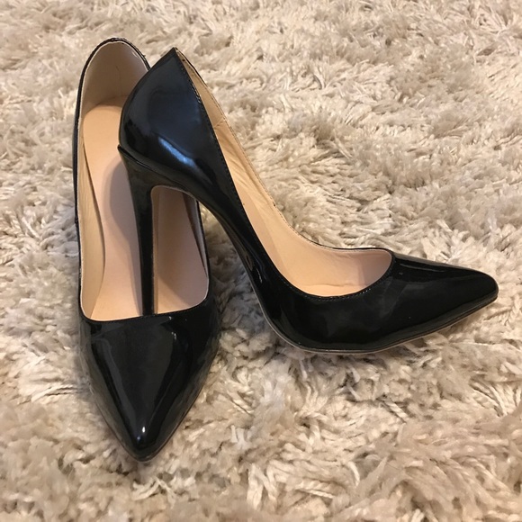 True stilettos! - Picture 2 of 4