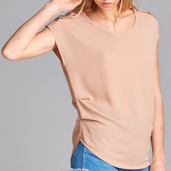 Tan Blouse Shoulder Button  Detail - Picture 5 of 6