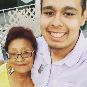 Meet your Posher, Javier