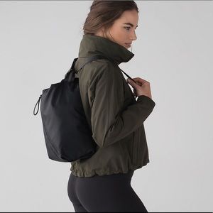 Lululemon Fast Track Multi Way Bag