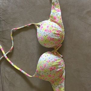 VS Major push up bikini top!