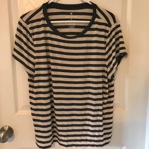 American Eagle Soft & Sexy Tee