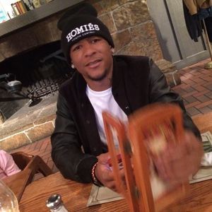 Meet your Posher, Deonte