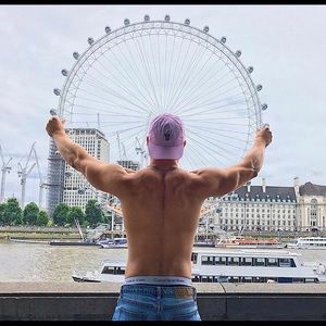 Meet your Posher, Omar