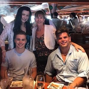 Meet your Posher, Edward