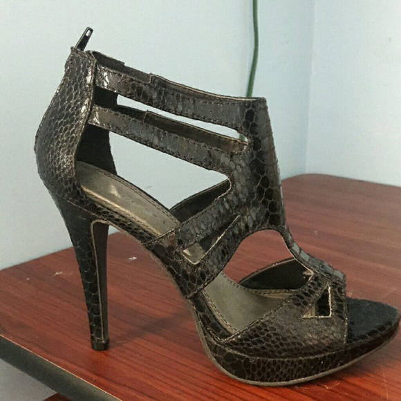 Chinese Laundry Shoes - Shoes