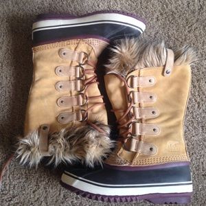Sorel boots snow waterproof removable liner sz 8