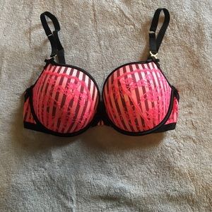 Victoria's Secret Very Sexy Demi bra