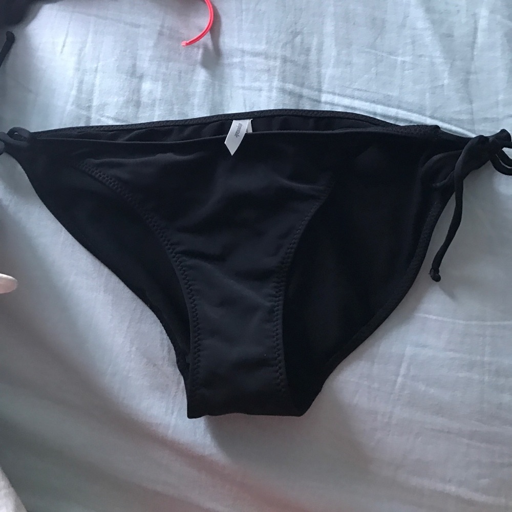 Black swim bottoms