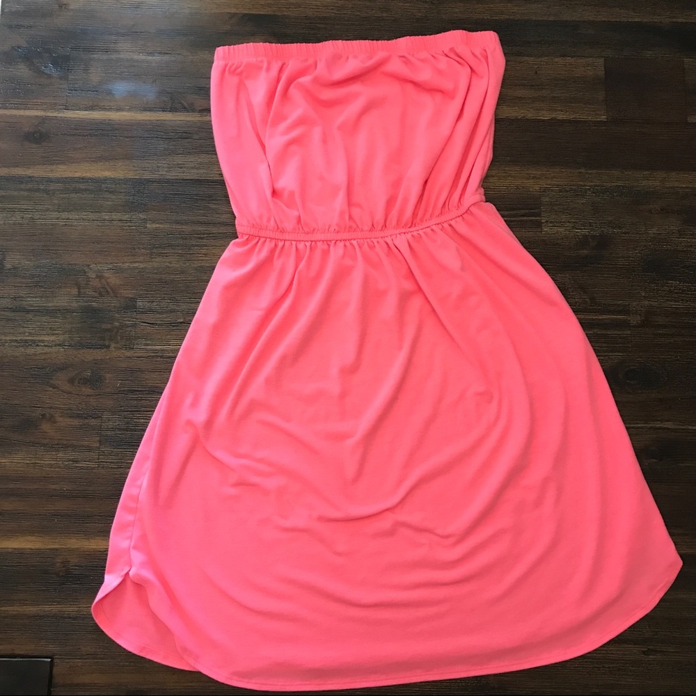 Old Navy strapless swim cover up