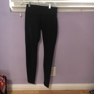 lululemons, size 4