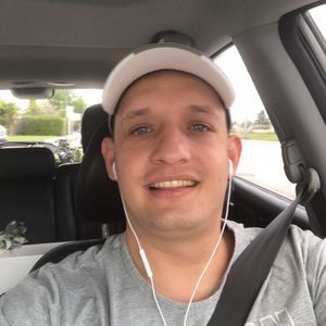 Meet your Posher, Sergio andres