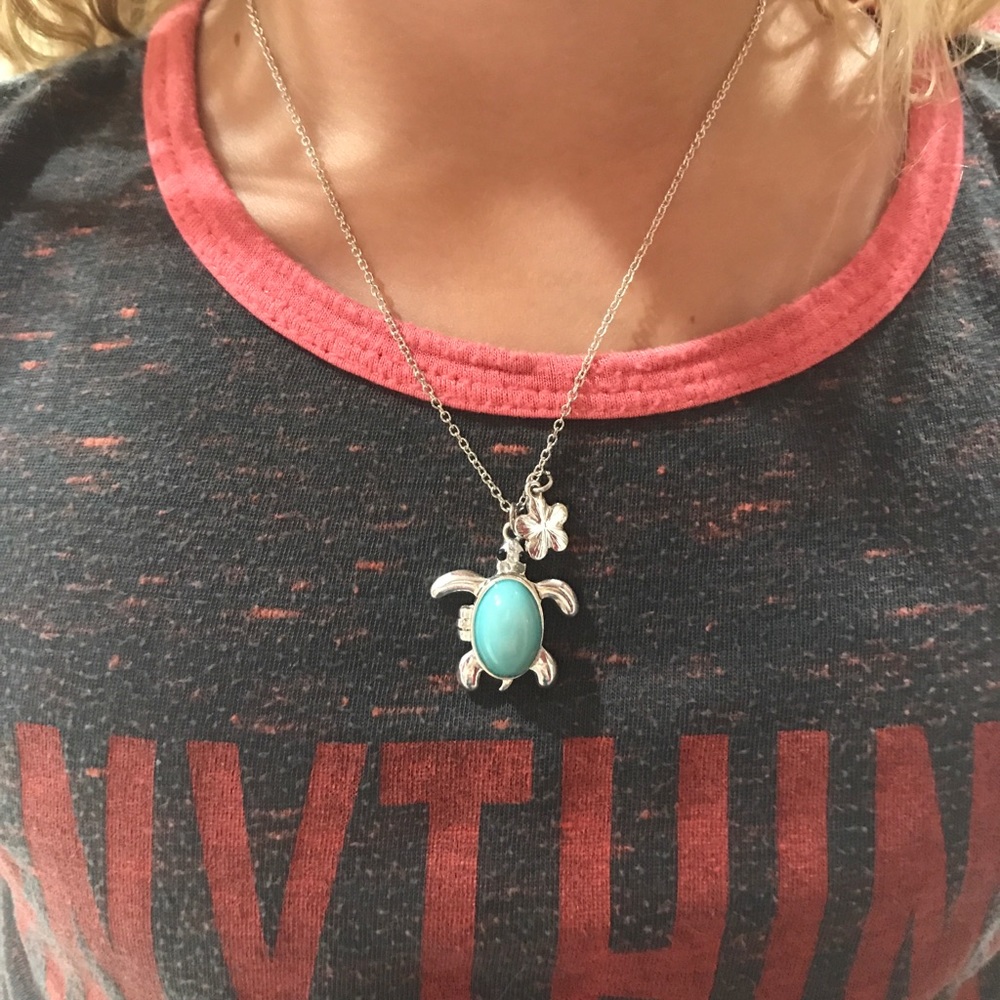 Necklace - Picture 2 of 2