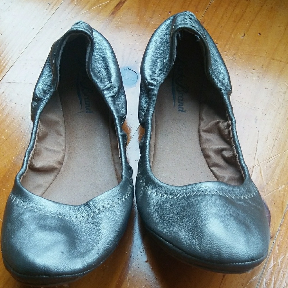 Lucky brand flats