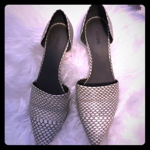 Vince leather Dorsey heels