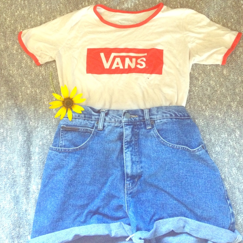 🔴SOLD🔴 Vans Medium T-shirt