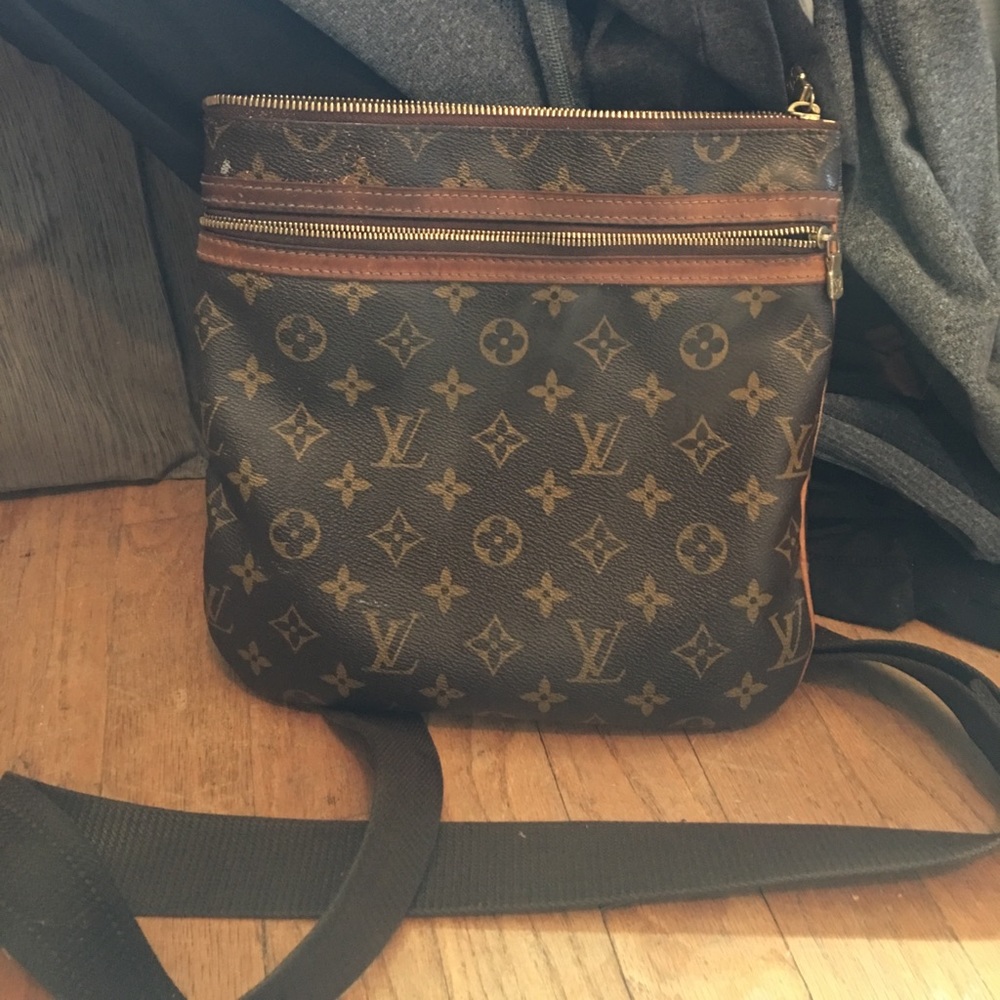 Louis Vuitton over body purse