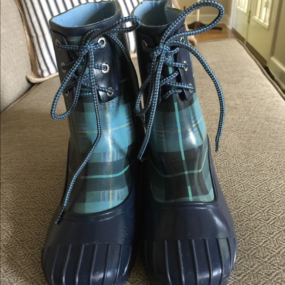 Sperry Shoes - (14).   Sperry rain boots.  Size 7