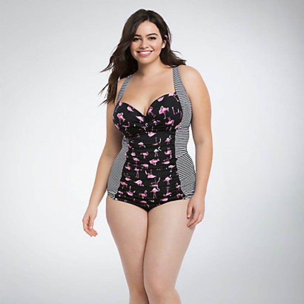 NWT Torrid size 2 (18/20) Flamingo tankini top