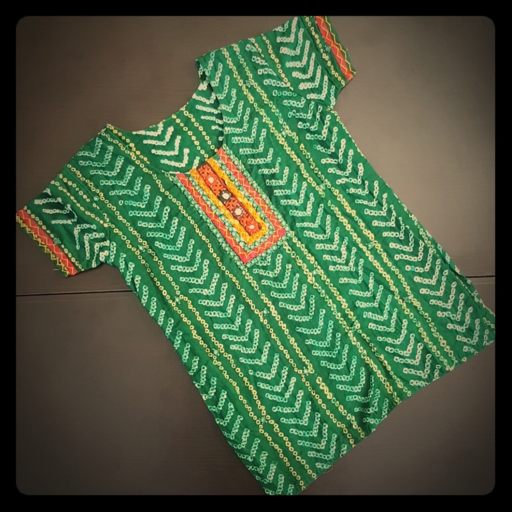 Beautiful Ankara Pattern Top!