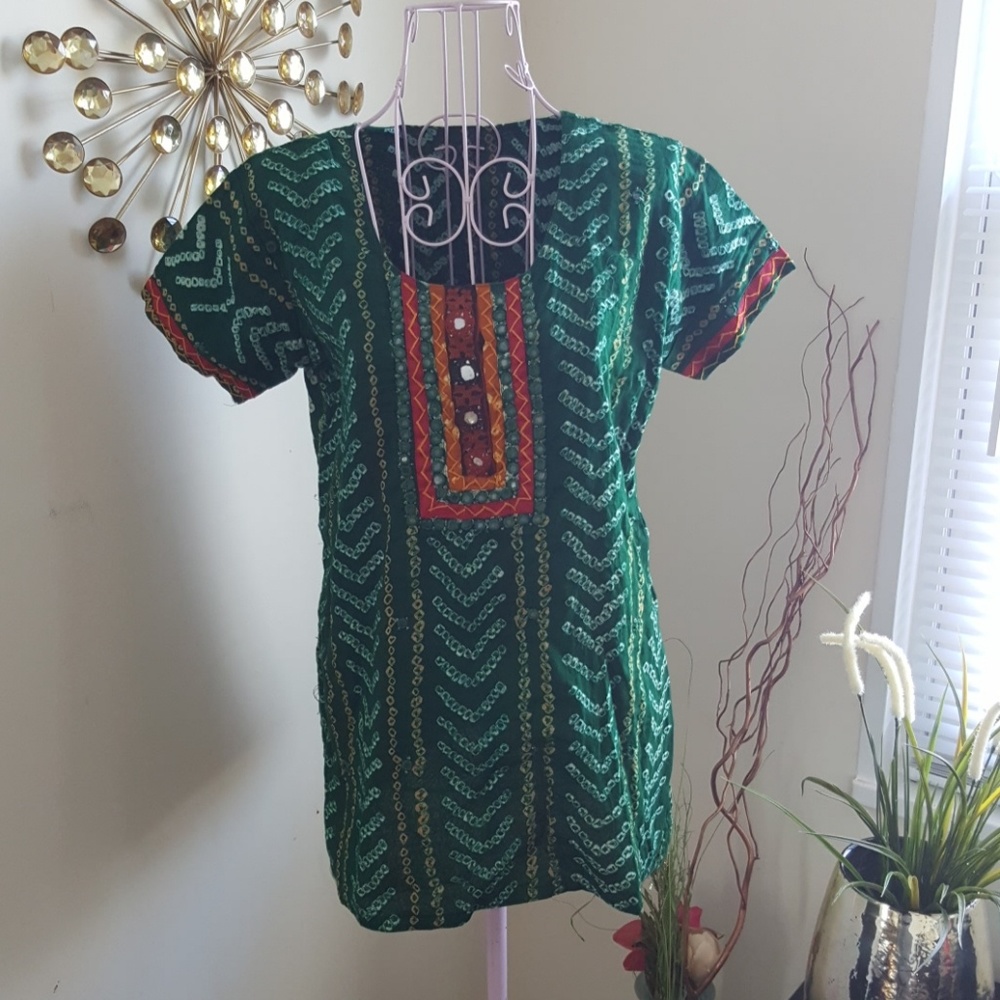 Beautiful Ankara Pattern Top! - Picture 5 of 6