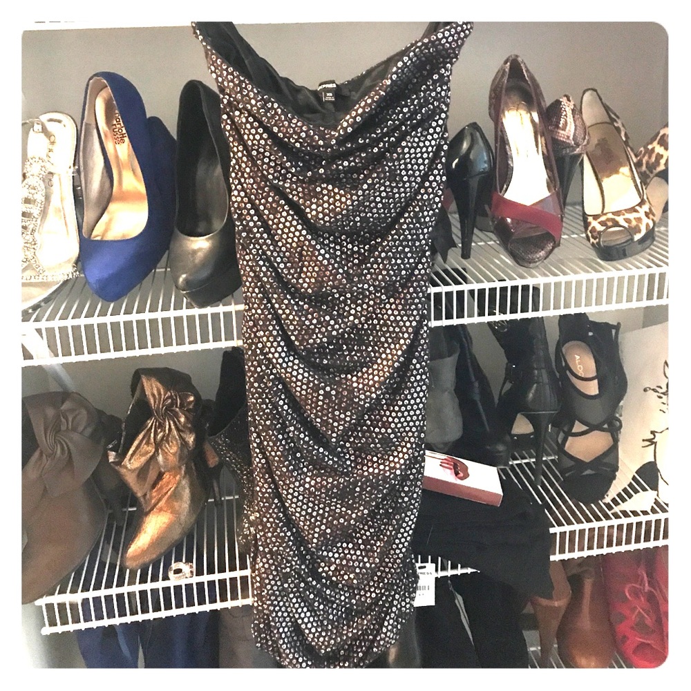 Strapless Express dress