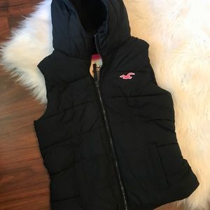 Hollister vest