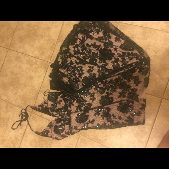 Sexy formal dress 😍 - Picture 5 of 8